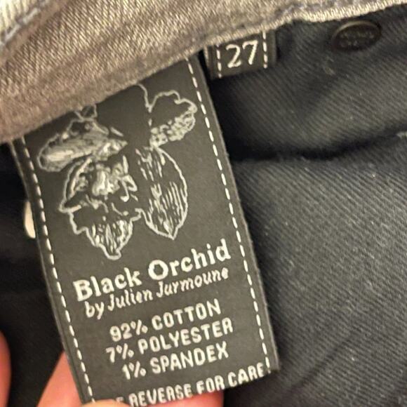 BLACK ORCHID - Distressed Grey Skinny Jeans - Picture 3 of 6